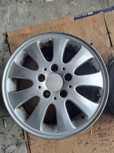 Load image into Gallery viewer, 4x Alufelge 15 Zoll 6.0&quot; 5x112 1694010002 Mercedes-Benz W169 Rim Wheel