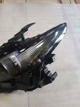 Laden Sie das Bild in den Galerie-Viewer, Frontscheinwerfer Mazda BCJH-51040 B0L5-67890 LED Links Scheinwerfer Headlight