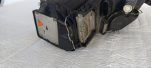 Load image into Gallery viewer, Frontscheinwerfer VW Passat 3C0941752K Bi-Xenon Rechts Scheinwerfer Headlight SCH6493004403hg