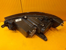 Laden Sie das Bild in den Galerie-Viewer, Frontscheinwerfer VW Passat 3J1941005 3J1941006 Full LED Ein Satz Headlight SCH3316700884uj