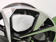 Load image into Gallery viewer, 1x Alufelge 18 Zoll 7.5&quot; 5x114.3 52ET 52910-J9800 Hyundai Kona Rim Wheel