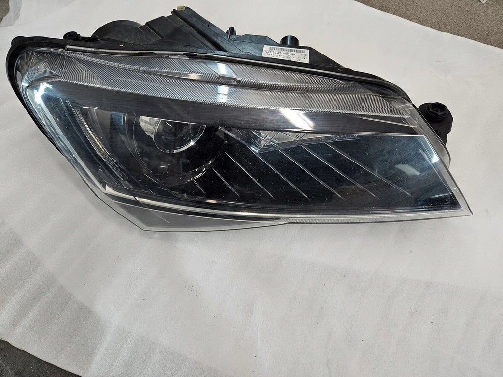 Frontscheinwerfer Skoda Superb III 3V1941016B Xenon Rechts Headlight