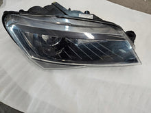 Load image into Gallery viewer, Frontscheinwerfer Skoda Superb III 3V1941016B Xenon Rechts Headlight