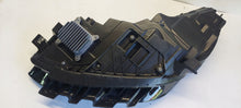 Laden Sie das Bild in den Galerie-Viewer, Frontscheinwerfer Tesla 3 Y 1514953-00-D Rechts Scheinwerfer Headlight