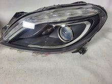 Laden Sie das Bild in den Galerie-Viewer, Frontscheinwerfer Mercedes-Benz W246 A2468207861 Xenon Ein Satz Headlight SCH1410197687ck