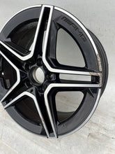 Laden Sie das Bild in den Galerie-Viewer, 1x Alufelge 18 Zoll 7.5&quot; 5x112 49ET Glanz Schwarz A1774011500 Mercedes-Benz W177