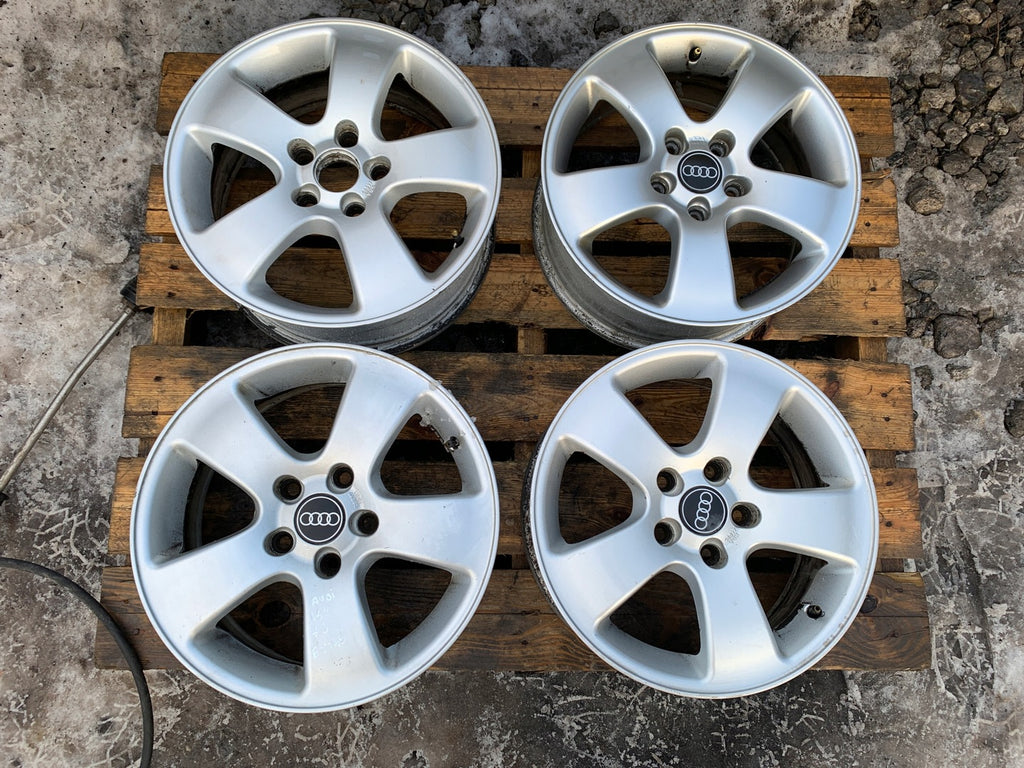 4x Alufelge 16 Zoll 7.0" 5x112 45ET Glanz Silber Audi C6 A4 Rim Wheel