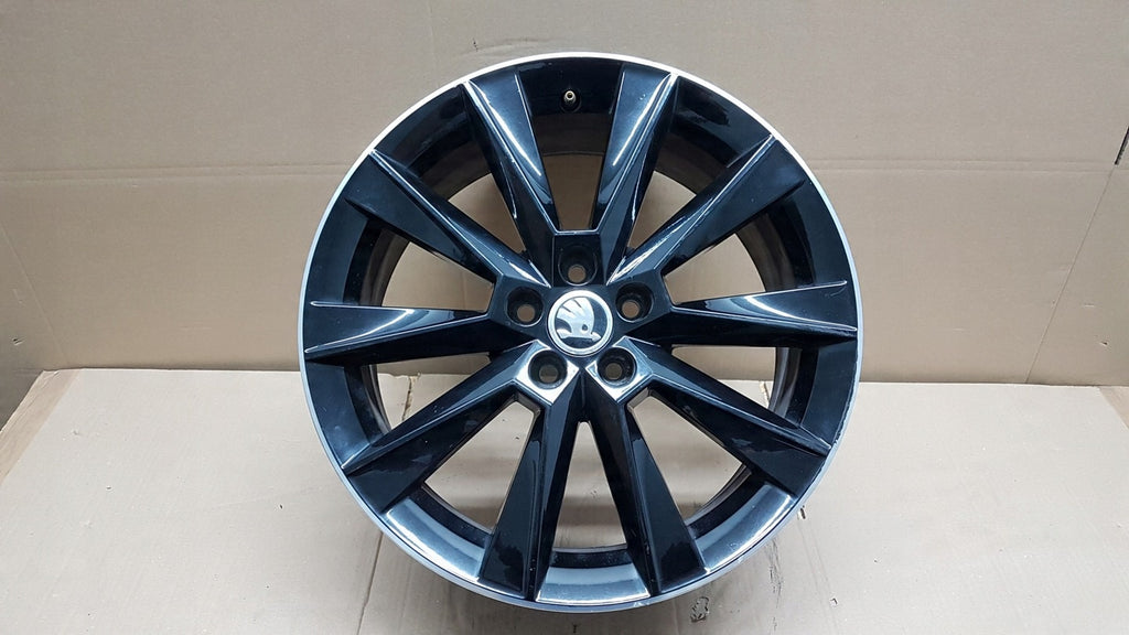 1x Alufelge 17 Zoll 7.0" 5x112 46ET 5JJ601025F Ford Fabia Rapid Rim Wheel