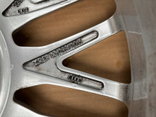 Load image into Gallery viewer, 1x Alufelge 19 Zoll 8.0" 5x112 32ET Glanz Schwarz 8W9601025F Audi Rim Wheel FEL9564247508up