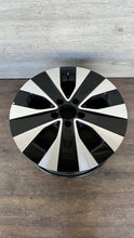 Load image into Gallery viewer, 1x Alufelge 17 Zoll 7.0&quot; 5x112 51ET A4474015200 Mercedes-Benz Viano Rim Wheel