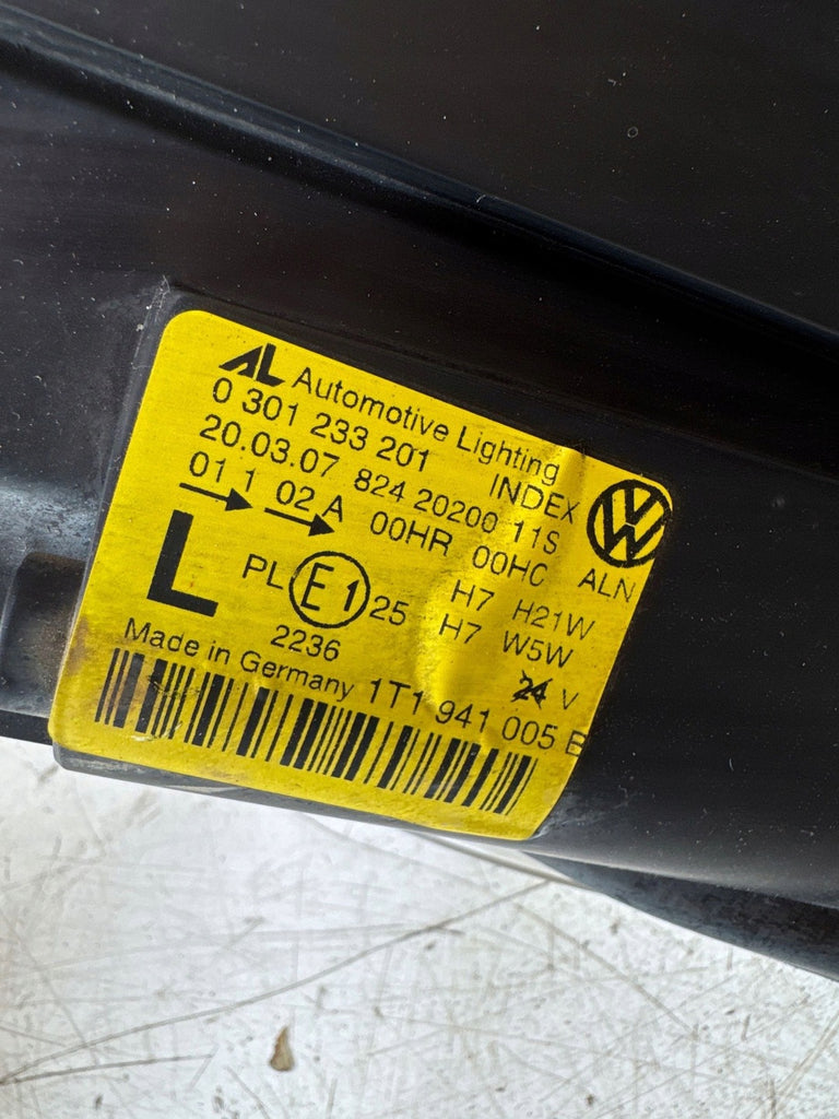 Frontscheinwerfer VW Touran 1T1941005B 0301233201 Links Scheinwerfer Headlight SCH5097137815za