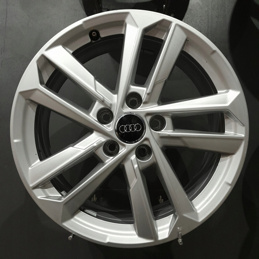 4x Alufelge 17 Zoll 6.5" 5x112 43ET Glanz Silber 8Y0601025L Audi A3 Rim Wheel FEL1063498134yd