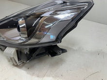Laden Sie das Bild in den Galerie-Viewer, Frontscheinwerfer Toyota Prius Plus LED Ein Stück (Rechts oder Links) Headlight SCH3122120758wc