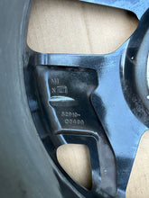 Load image into Gallery viewer, 1x Alufelge 17 Zoll 5.0&quot; 4x114.3 52910-Q0400 Hyundai Rim Wheel