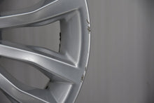 Load image into Gallery viewer, 1x Alufelge 18 Zoll 8.0" 5x120 30ET 6789144 BMW 1 Rim Wheel FEL1696965561hh