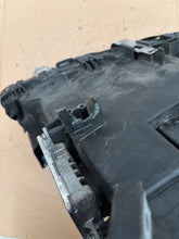 Load image into Gallery viewer, Frontscheinwerfer BMW F01 F02 F04 7225229 Xenon Links Scheinwerfer Headlight SCH7765179593ea