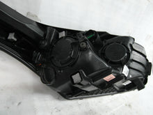 Laden Sie das Bild in den Galerie-Viewer, Frontscheinwerfer Kia Ceed 92101J7051 LED Ein Stück (Rechts oder Links)