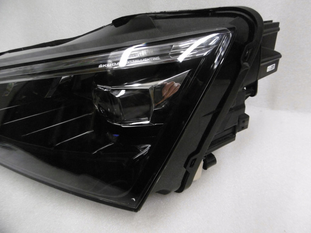 Frontscheinwerfer Skoda Scala 657941015 LED Links Scheinwerfer Headlight SCH2349840180yd