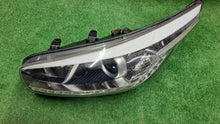 Laden Sie das Bild in den Galerie-Viewer, Frontscheinwerfer Kia Ceed 92101A2350 LED Links Scheinwerfer Headlight