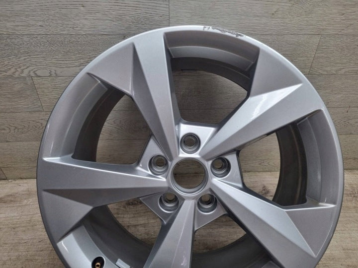 1x Alufelge 18 Zoll 5x112 8Y0601025CP Audi A3 Rim Wheel FEL3265901167td