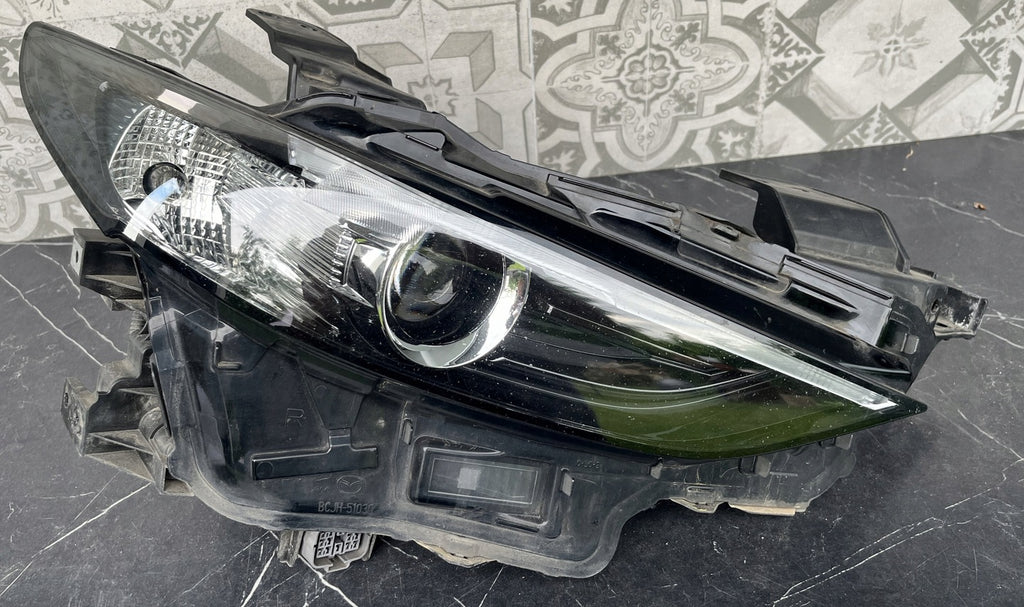 Frontscheinwerfer Mazda III BCJH-51030 LED Rechts Scheinwerfer Headlight