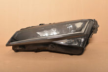 Laden Sie das Bild in den Galerie-Viewer, Frontscheinwerfer Skoda Superb III 11502030000 48602134519 LED Links Headlight SCH6534515168bc