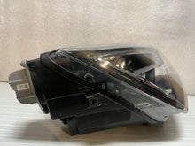 Laden Sie das Bild in den Galerie-Viewer, Frontscheinwerfer Seat Ateca 90117434A LED Rechts Scheinwerfer Headlight