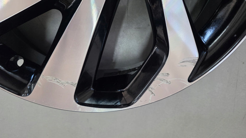 1x Alufelge 17 Zoll 5.0" 4x100 40ET Glanz CMS1210-7 Toyota Aygo X Rim Wheel FEL5778647740zh