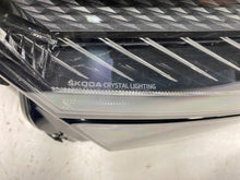 Laden Sie das Bild in den Galerie-Viewer, Frontscheinwerfer Skoda Karoq 57B941036 Rechts Scheinwerfer Headlight SCH6373746182tf