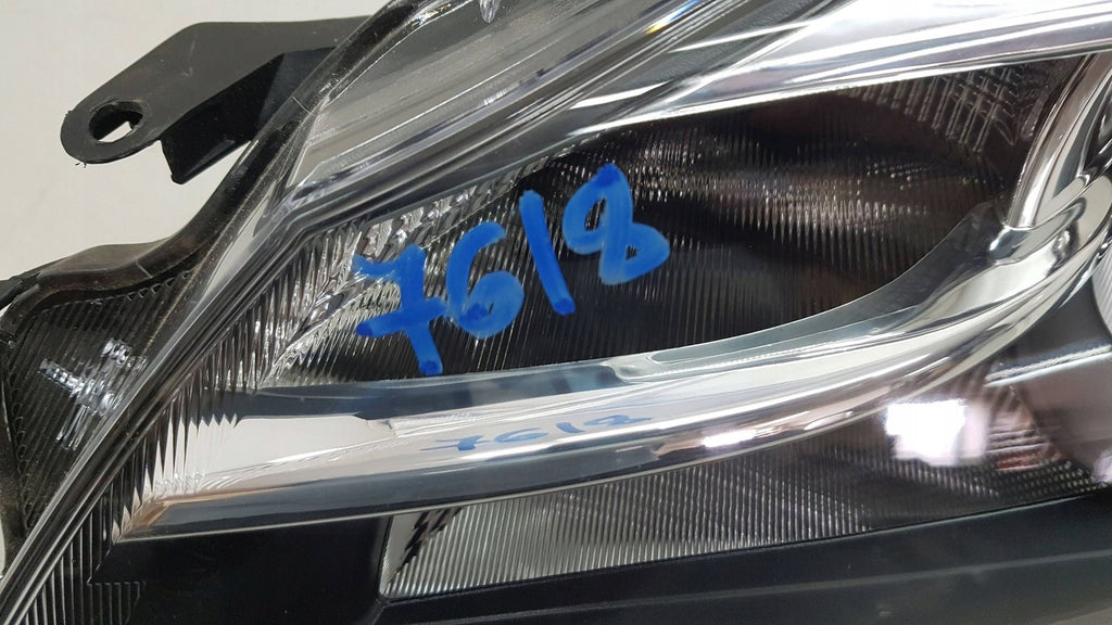 Frontscheinwerfer Toyota Yaris 76-8-ATS-DEPO Links Scheinwerfer Headlight SCH8640547036uu