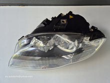 Laden Sie das Bild in den Galerie-Viewer, Frontscheinwerfer Audi A4 B7 8E0941003 Xenon Ein Stück (Rechts oder Links)