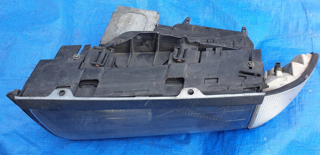 Frontscheinwerfer BMW 7 E38 6312-8352 Rechts Scheinwerfer Headlight SCH9484223794du