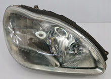Laden Sie das Bild in den Galerie-Viewer, Frontscheinwerfer Mercedes-Benz W220 A2208200861 LED Rechts Headlight SCH9601703022ij