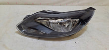 Laden Sie das Bild in den Galerie-Viewer, Frontscheinwerfer Ford Focus III BM5113W030CK 14819A1R77 Links Headlight SCH3043725764ju