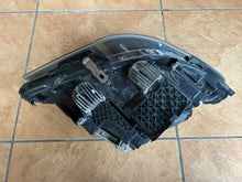 Laden Sie das Bild in den Galerie-Viewer, Frontscheinwerfer BMW F11 F10 7378513 A9737851304 73785137410735 Xenon Links SCH3501036476wr