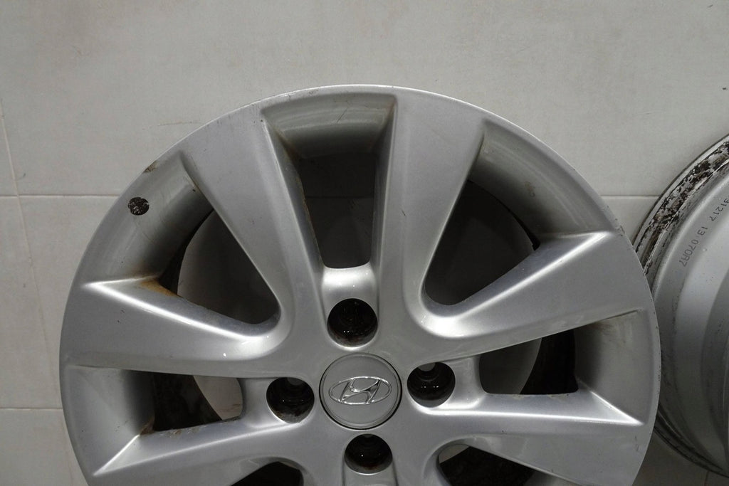 1x Alufelge 15 Zoll 6.0" 4x100 50ET 52910-1J805 Hyundai I20 Rim Wheel