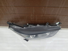 Laden Sie das Bild in den Galerie-Viewer, Frontscheinwerfer Toyota Yaris K0-6EU Rechts Scheinwerfer Headlight SCH5798595212pw