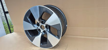 Load image into Gallery viewer, 1x Alufelge 17 Zoll 7.5" 5x112 6868047 BMW 5 G31 G30 Rim Wheel FEL2516920853mz