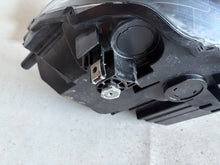 Laden Sie das Bild in den Galerie-Viewer, Frontscheinwerfer Mercedes-Benz Slk A1728202661 Xenon Rechts Headlight SCH6963406569wf