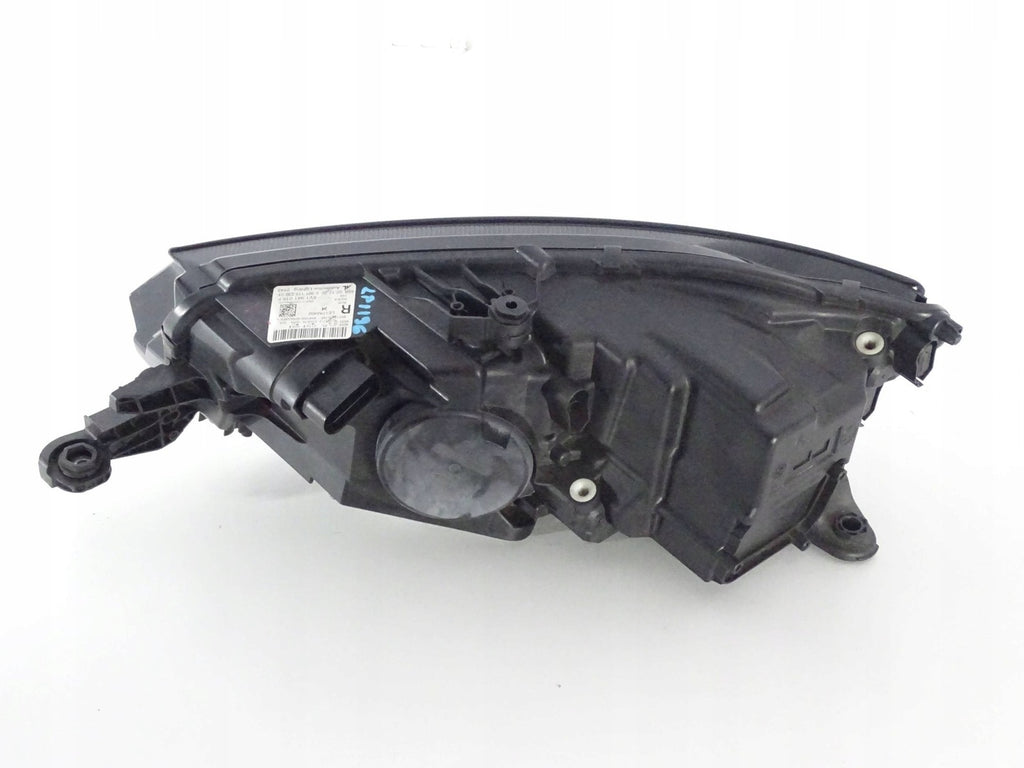 Frontscheinwerfer Skoda Fabia III 6V1941016F Rechts Scheinwerfer Headlight SCH8623343268xy
