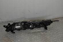 Laden Sie das Bild in den Galerie-Viewer, Frontscheinwerfer Mitsubishi Eclipse Cross EDM92206010 LED Rechts Headlight