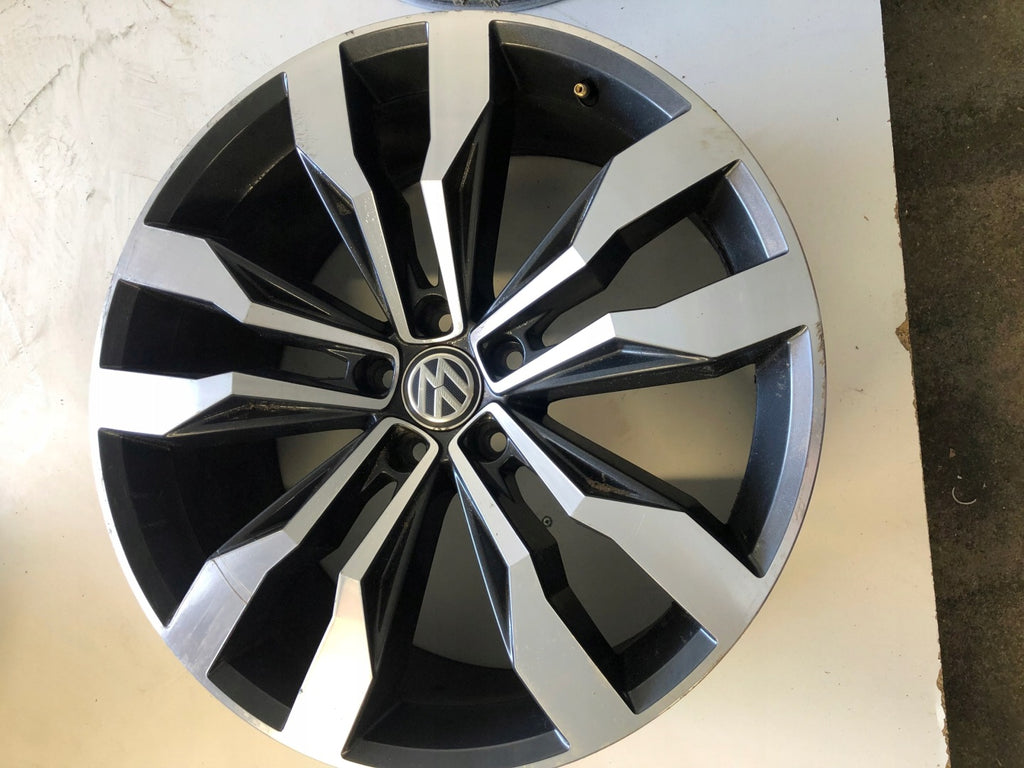 1x Alufelge 20 Zoll 8.5" 5x112 38ET Glanz 5NA601025 VW Tiguan Rim Wheel FEL4902573173to