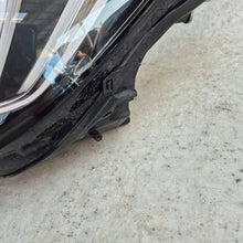 Laden Sie das Bild in den Galerie-Viewer, Frontscheinwerfer Opel Crossland X 39153431 Ein Stück (Rechts oder Links) SCH5734712892ed