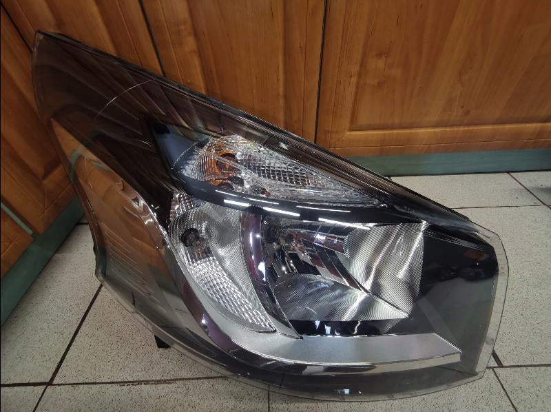 Frontscheinwerfer Renault Trafic III 260105469R LED Rechts Headlight