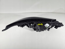 Laden Sie das Bild in den Galerie-Viewer, Frontscheinwerfer Toyota Aygo X Full LED Links Scheinwerfer Headlight SCH8686380825ry