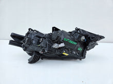 Laden Sie das Bild in den Galerie-Viewer, Frontscheinwerfer Mitsubishi Outlander III 8301CB-63 LED Links Headlight
