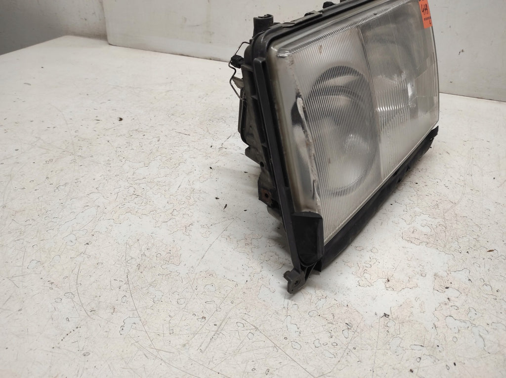 Frontscheinwerfer Mercedes-Benz W124 Links Scheinwerfer Headlight SCH6861105065zc