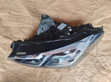 Laden Sie das Bild in den Galerie-Viewer, Frontscheinwerfer BMW 2 Active Tourer U06 5A4224707 12083050000EES41BQ Links SCH6006348995fk