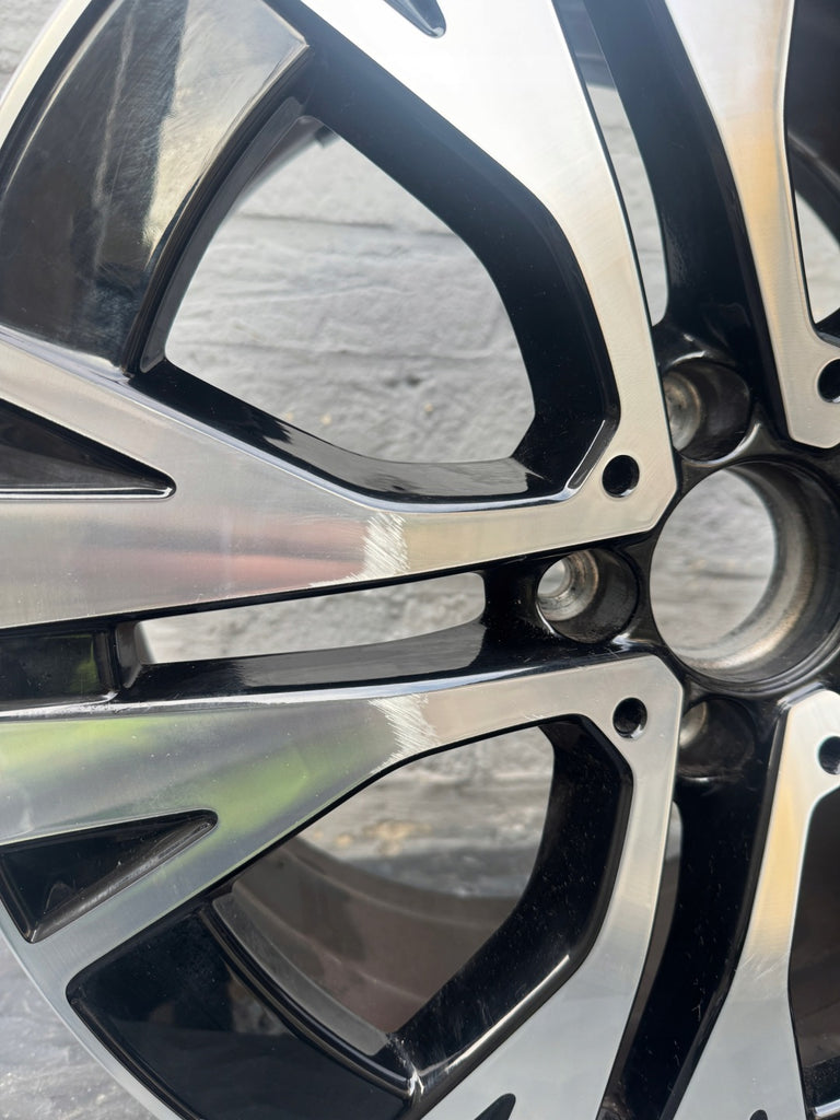 1x Alufelge 18 Zoll 7.5" 5x112 53ET Glanz Schwarz A2474015000 Mercedes-Benz FEL7065644308po
