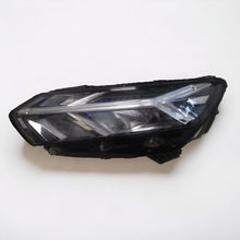 Load image into Gallery viewer, Frontscheinwerfer Dacia Sandero III 260607161R LED Links Scheinwerfer Headlight